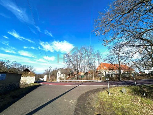 Prodej stavebního pozemku 1001 m²