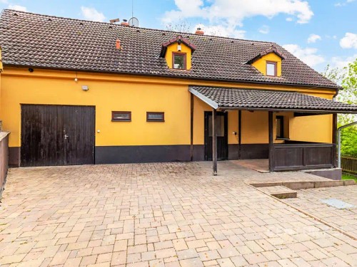 Prodej chalupy 120 m², pozemek 774 m²