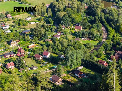 Prodej stavebního pozemku 1105 m²