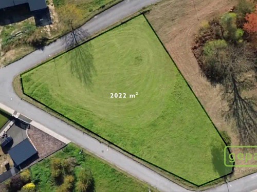 Prodej stavebního pozemku 1999 m²