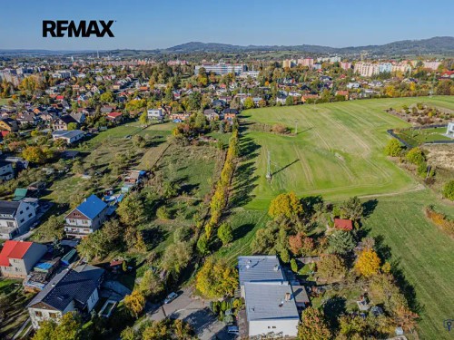 Prodej stavebního pozemku 3958 m²