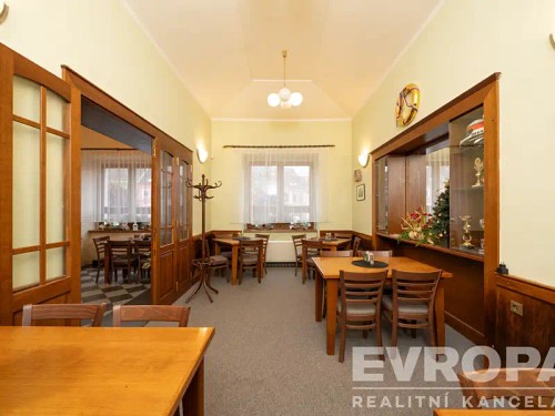 Prodej domu 330 m², pozemek 627 m²