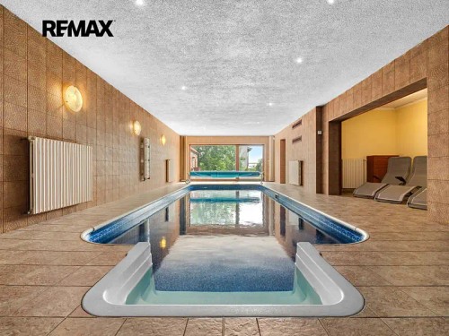Prodej domu 570 m², pozemek 1464 m²