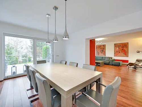 Prodej domu 378 m², pozemek 498 m²