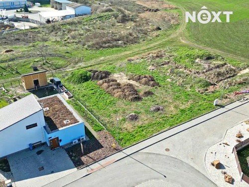 Prodej stavebního pozemku 852 m²