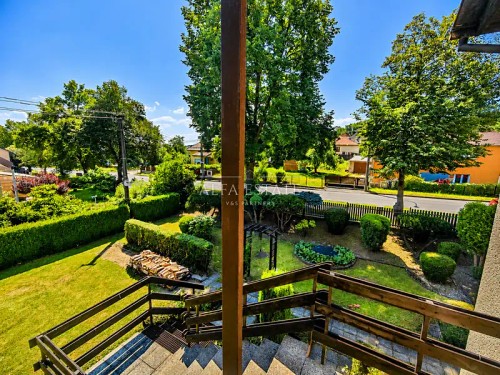 Prodej domu 202 m², pozemek 1108 m²
