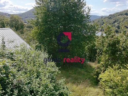 Prodej stavebního pozemku 1275 m²