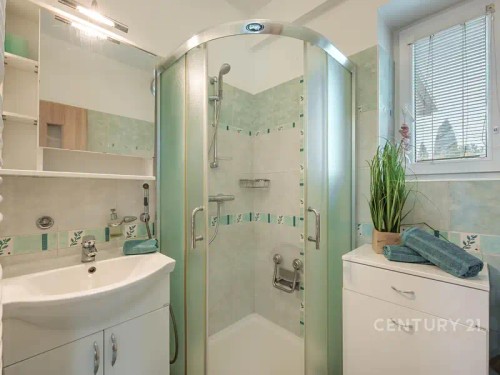 Prodej domu 229 m², pozemek 646 m²