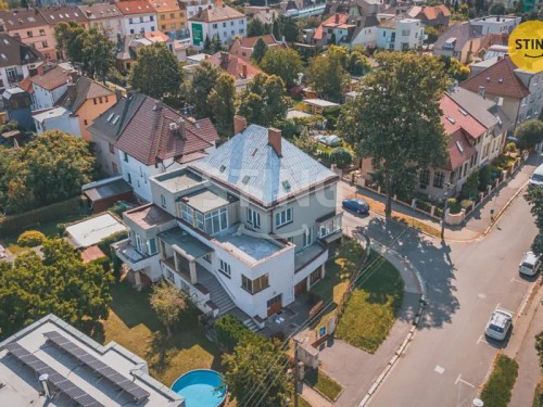 Prodej vily 591 m², pozemek 660 m²