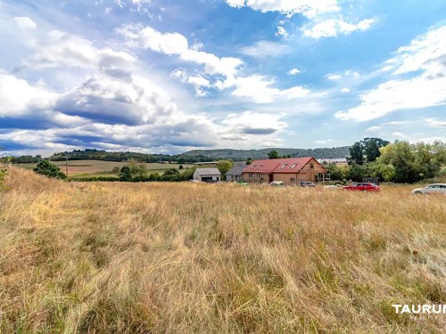 Prodej stavebního pozemku 735 m²