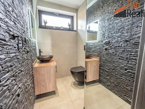 Prodej domu 210 m², pozemek 3132 m²