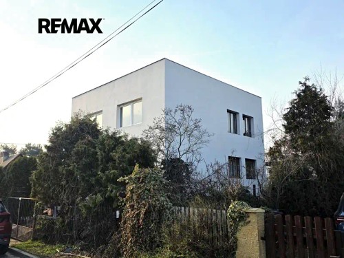 Prodej domu 343 m², pozemek 800 m²