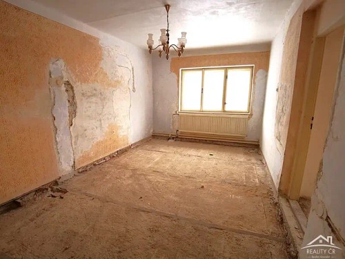 Prodej domu 371 m², pozemek 2500 m²