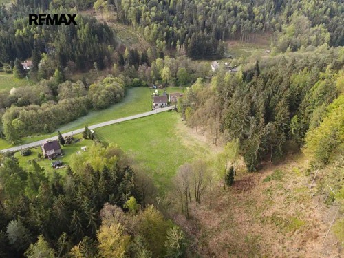 Prodej stavebního pozemku 3700 m²