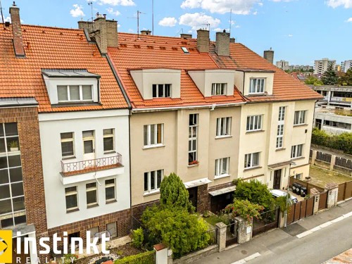 Prodej domu 470 m², pozemek 300 m²