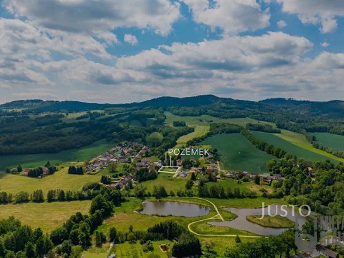 Prodej stavebního pozemku 1451 m²