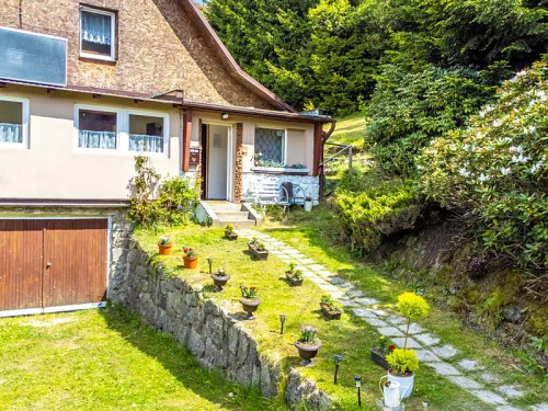 Prodej domu 380 m², pozemek 2691 m²