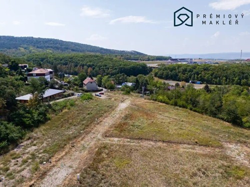Prodej stavebního pozemku 594 m²