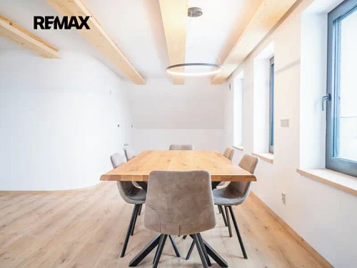 Prodej bytu 4+1 130 m²