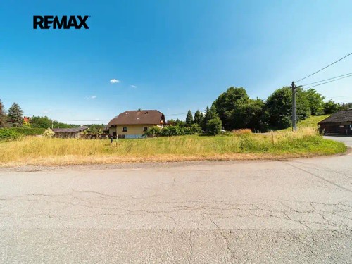 Prodej stavebního pozemku 819 m²