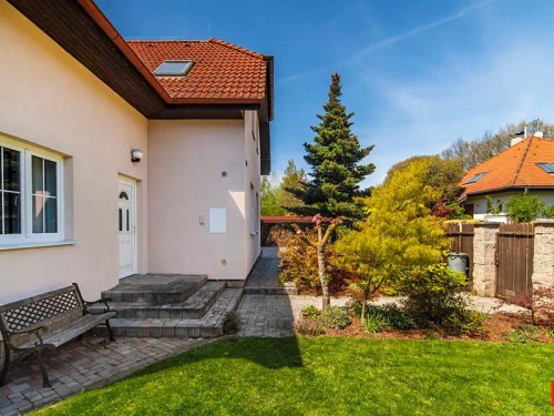 Prodej domu 230 m², pozemek 783 m²