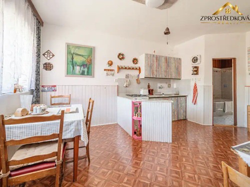 Prodej domu 250 m², pozemek 382 m²