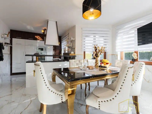 Prodej domu 400 m², pozemek 1728 m²