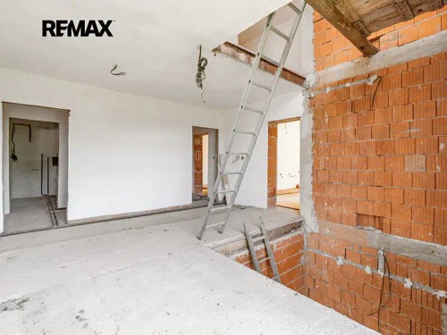 Prodej domu 533 m², pozemek 2105 m²