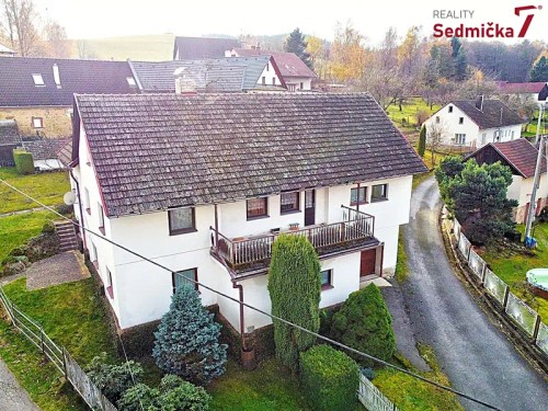 Prodej domu 318 m², pozemek 1300 m²