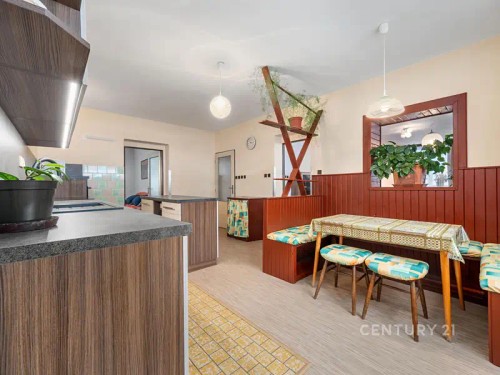 Prodej domu 468 m², pozemek 1526 m²