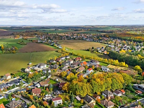 Prodej stavebního pozemku 2016 m²