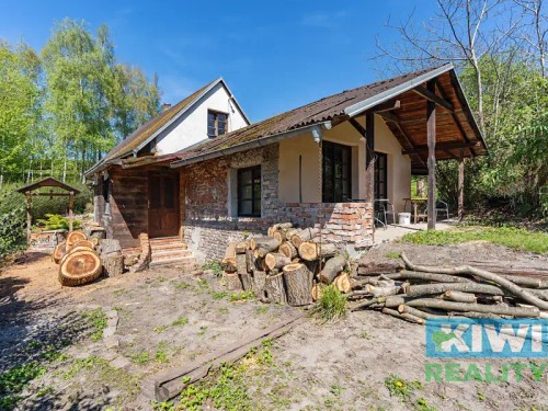 Prodej chalupy 142 m², pozemek 526 m²