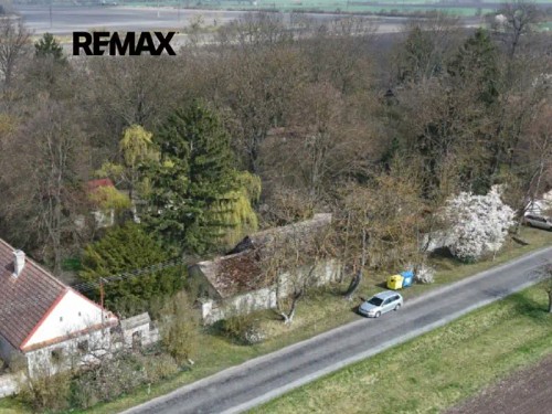 Prodej stavebního pozemku 4331 m²