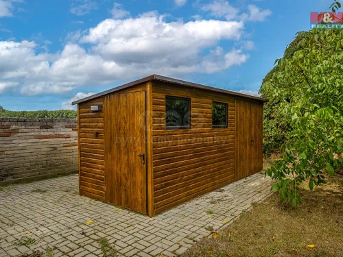 Prodaný  dům 212 m², pozemek 2048 m²