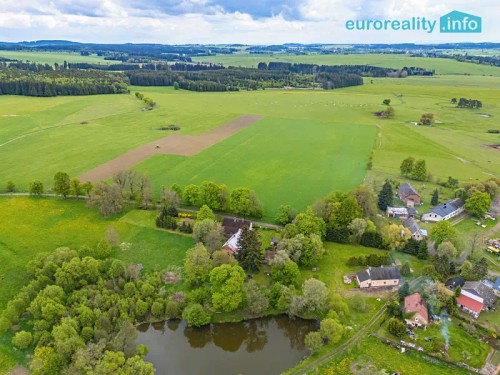 Prodej stavebního pozemku 691 m²