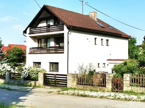 Prodej domu 255 m², pozemek 771 m²