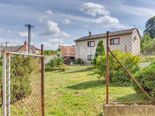 Prodej domu 224 m², pozemek 2611 m²