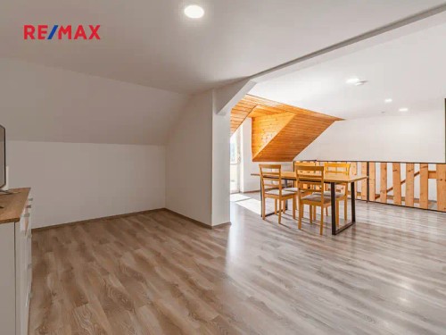 Prodej domu 361 m², pozemek 1335 m²