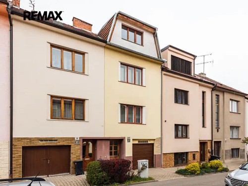 Prodej domu 192 m², pozemek 167 m²