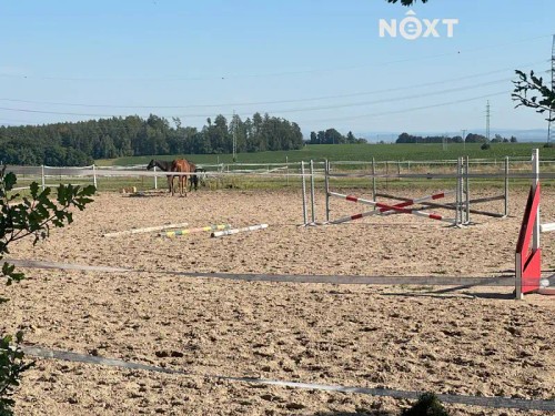 Prodej stavebního pozemku 1390 m²