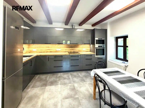 Prodej domu 232 m², pozemek 263 m²