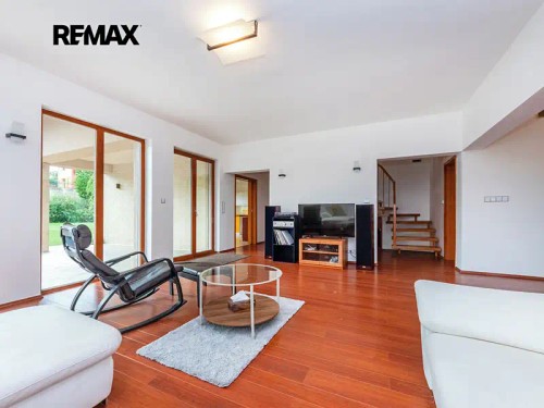 Prodej domu 300 m², pozemek 652 m²