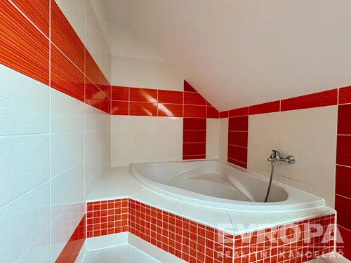 Prodej domu 245 m², pozemek 747 m²