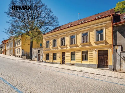 Prodej domu 342 m², pozemek 257 m²
