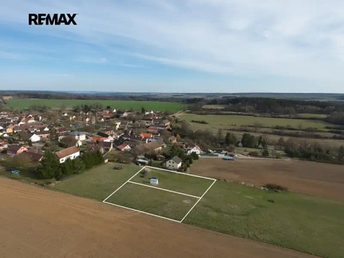 Prodej stavebního pozemku 1250 m²