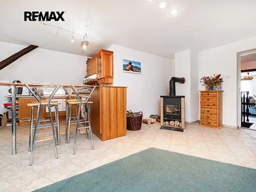 Prodej domu 215 m², pozemek 2143 m²