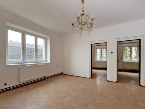 Prodej domu 878 m², pozemek 1752 m²