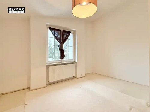 Prodej vily 355 m², pozemek 905 m²