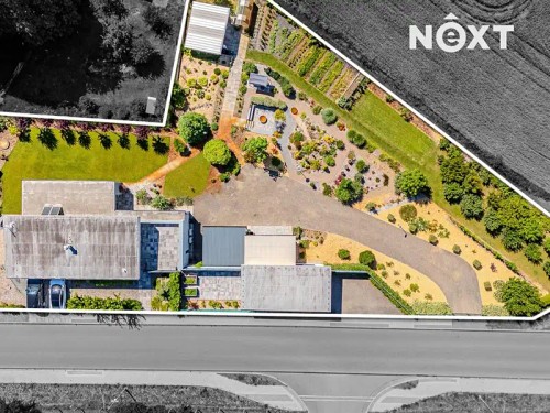 Prodej domu 258 m², pozemek 2038 m²