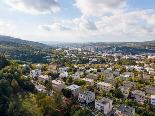 Prodej vily 216 m², pozemek 660 m²